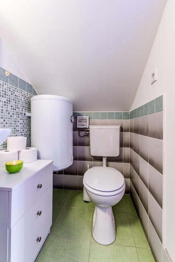Apartment Sea View Mouth Cetina Омиш Экстерьер фото